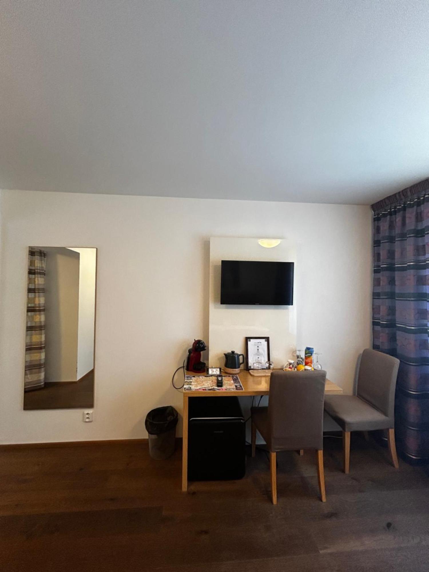 Apartments U Zlatého Gryfa Prague Extérieur photo