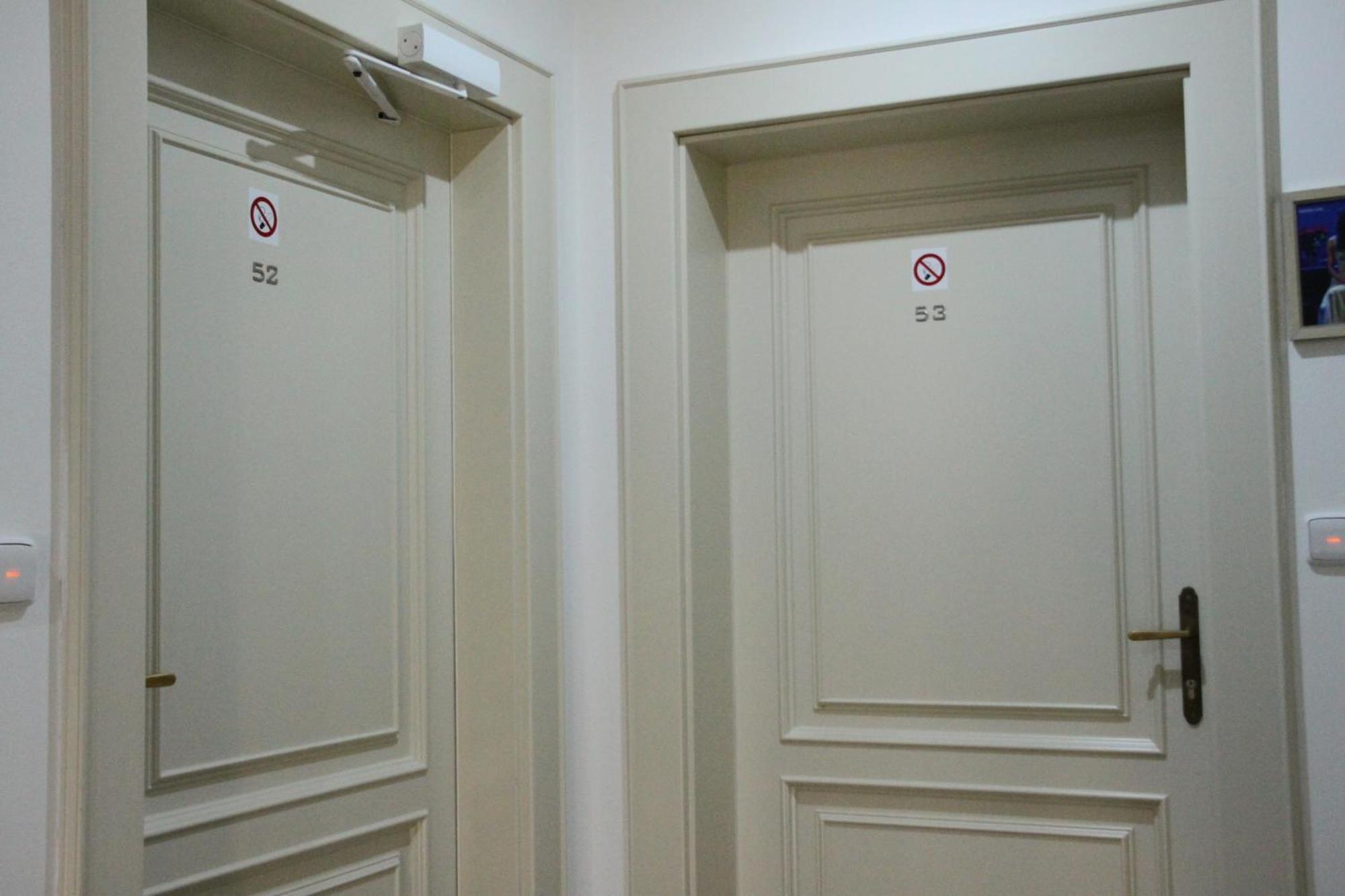 Apartments U Zlatého Gryfa Prague Extérieur photo